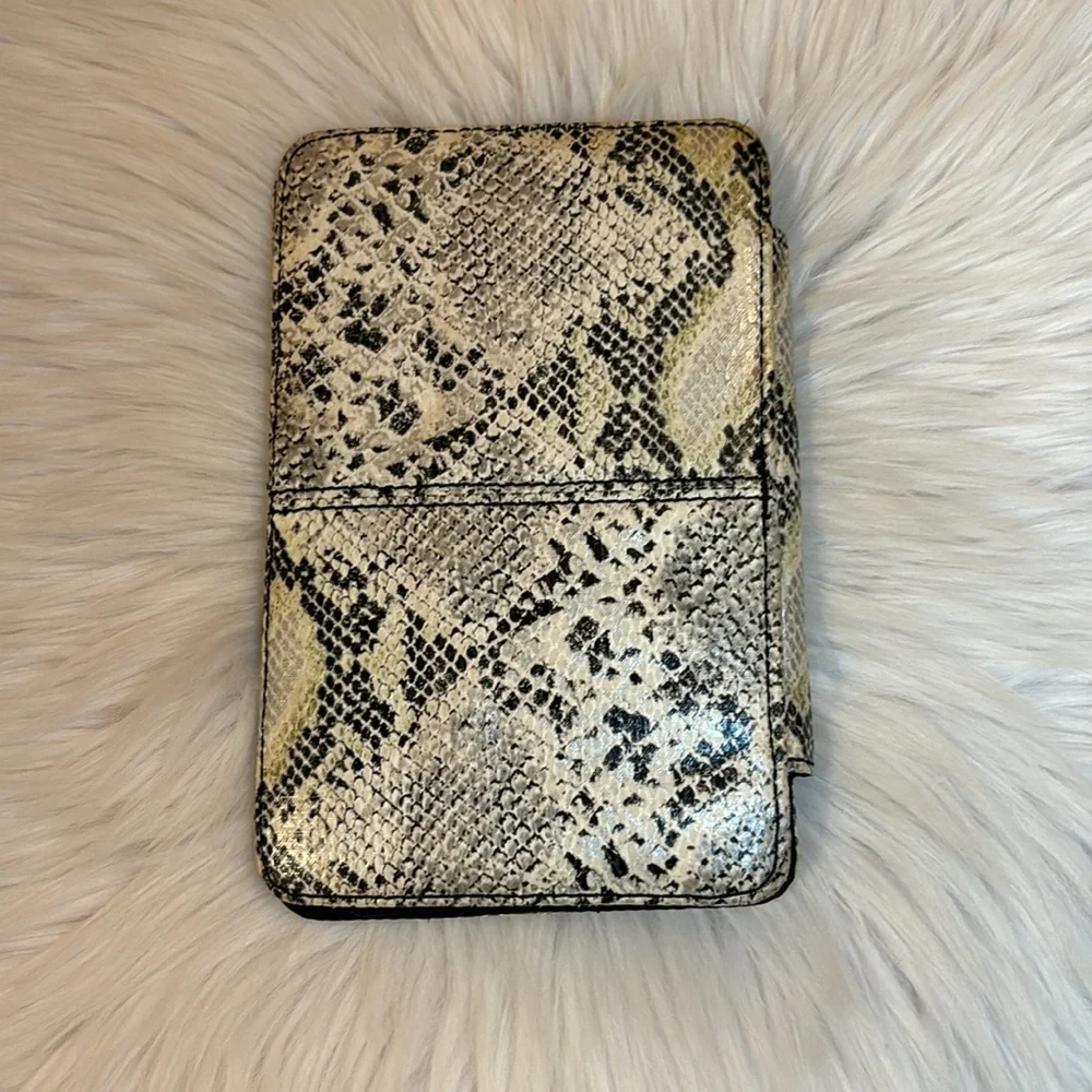 Faux Snakeskin E-Reader/Tablet Sleeve